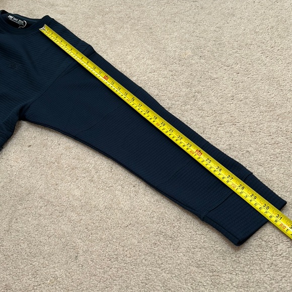 Helly Hansen Top - Picture 9 of 12
